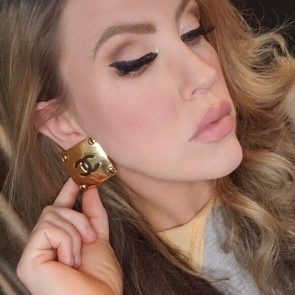 Chanel JUMBO Vintage CC Clip On Earrings - Picture 15 of 15